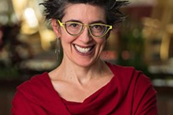 Lisa Diamond Head Shot