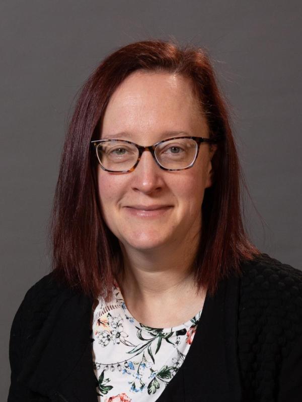 Mellissa Buelow Headshot